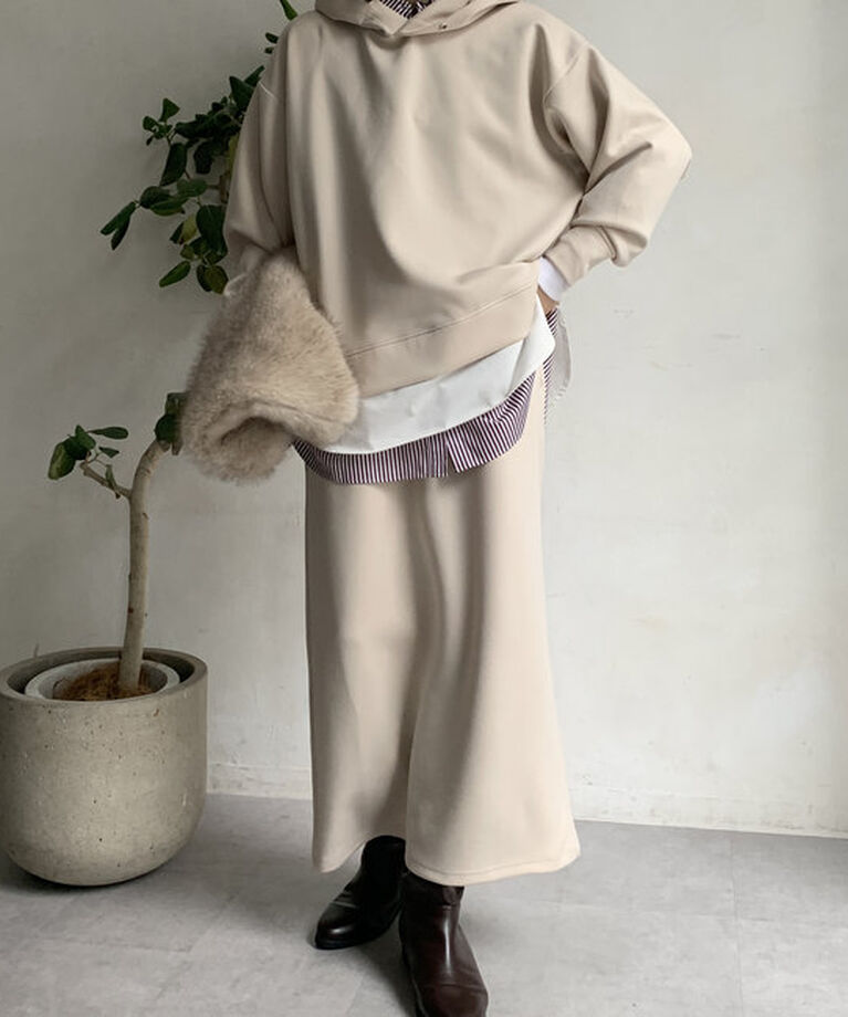  「【WEB限定】フーディー＋タイトスカート」|スーツ|