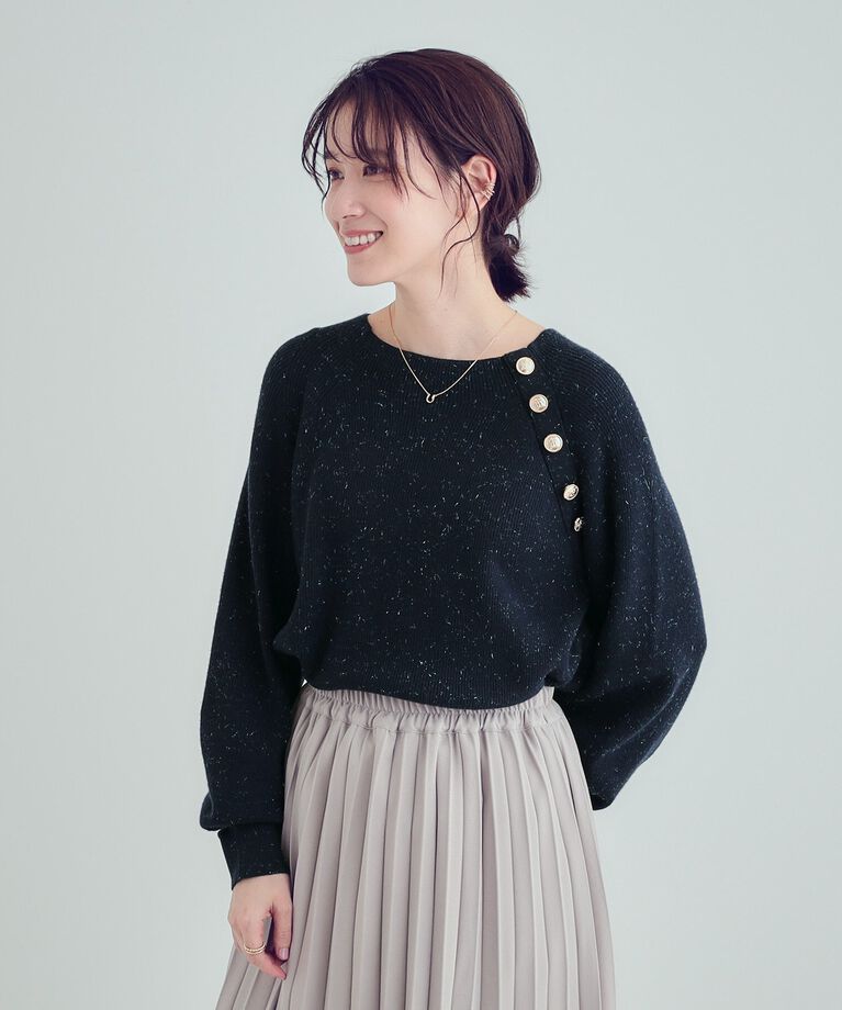 SHOO･LA･RUE「【S-LL/洗える】きらっとラメが華やか 肩金ボタンニット」|ニット・セーター|