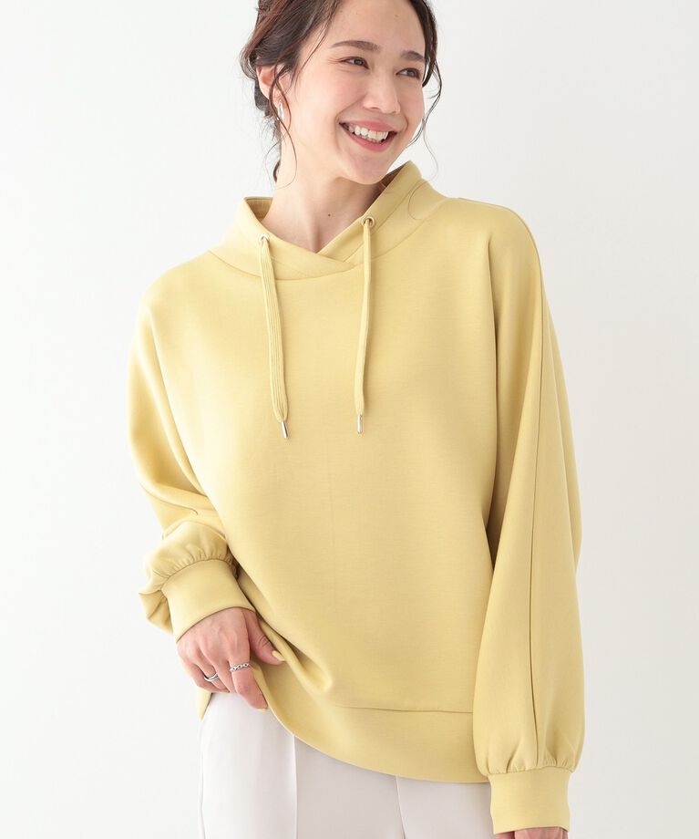 SHOO･LA･RUE「【S-LL】なめらかタッチ もちさら抜け襟トップス」|Tシャツ・カットソー|イエロー(031)