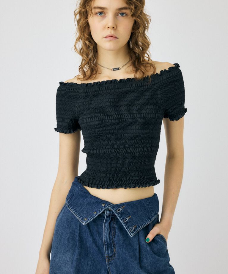 MOUSSY「EMBROIDERY CUT トップス」|Tシャツ・カットソー|L/BLK1