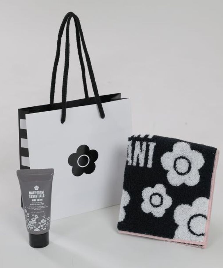 MARY QUANT「『WEB限定』エッセンシャルズ ハンドクリーム スペシャルセット」|ハンドケア|
