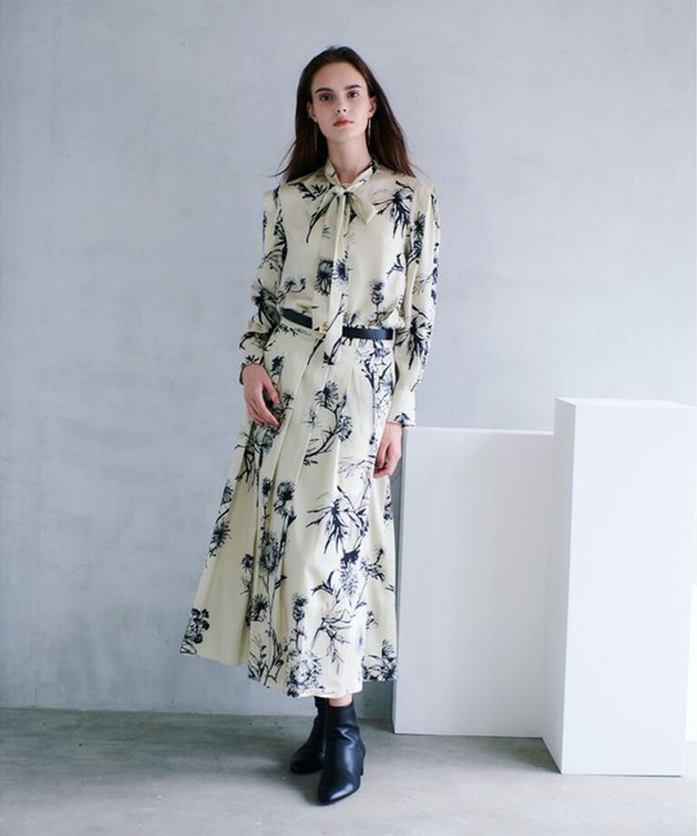 allureville「【セットアップ対応可能】スケッチフラワープリントボウブラウス」|シャツ・ブラウス|