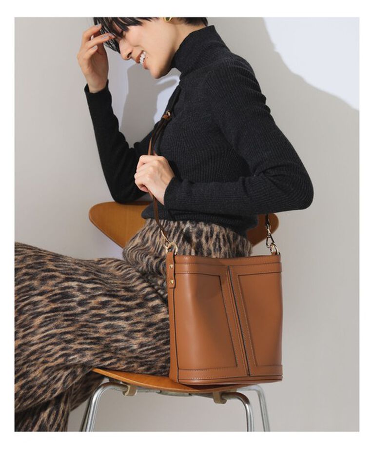 Demi-Luxe BEAMS 「GIANNI NOTARO / フレーム バケット バッグ」|トートバッグ|