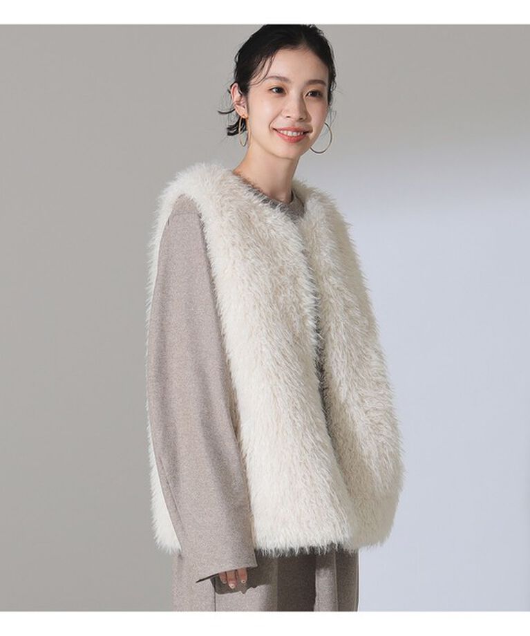 Demi-Luxe BEAMS 「ウェイビー フェイクファー ジレ」|ダウン|