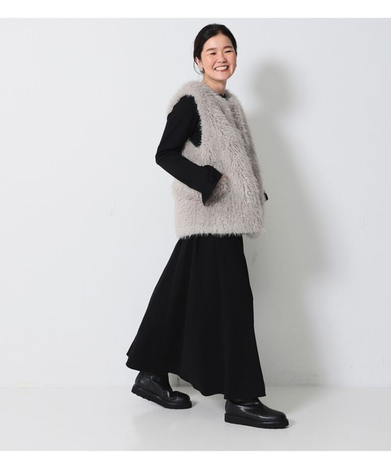 Demi-Luxe BEAMS 「ウェイビー フェイクファー ジレ」|ダウン|LIGHT.GREY
