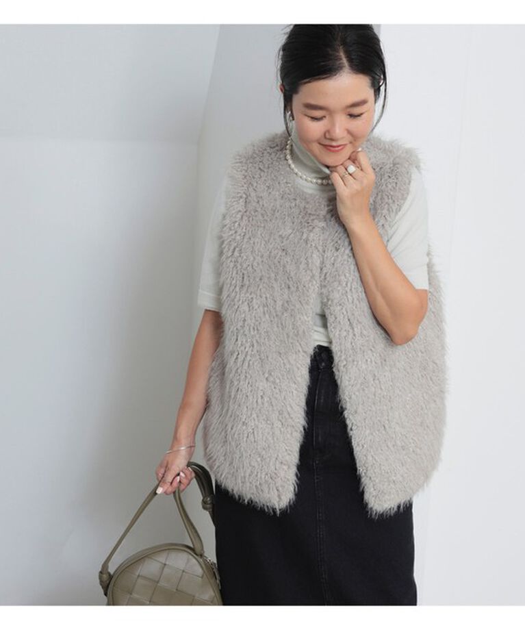 Demi-Luxe BEAMS 「ウェイビー フェイクファー ジレ」|ダウン|