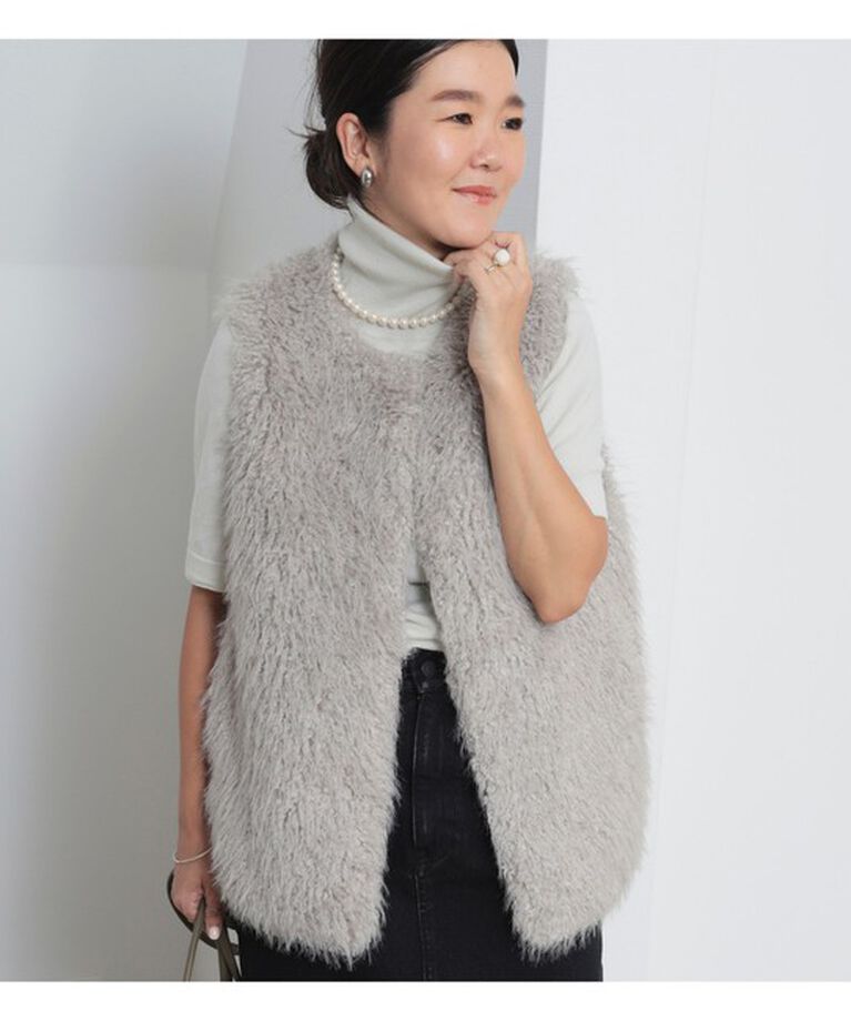 Demi-Luxe BEAMS 「ウェイビー フェイクファー ジレ」|ダウン|