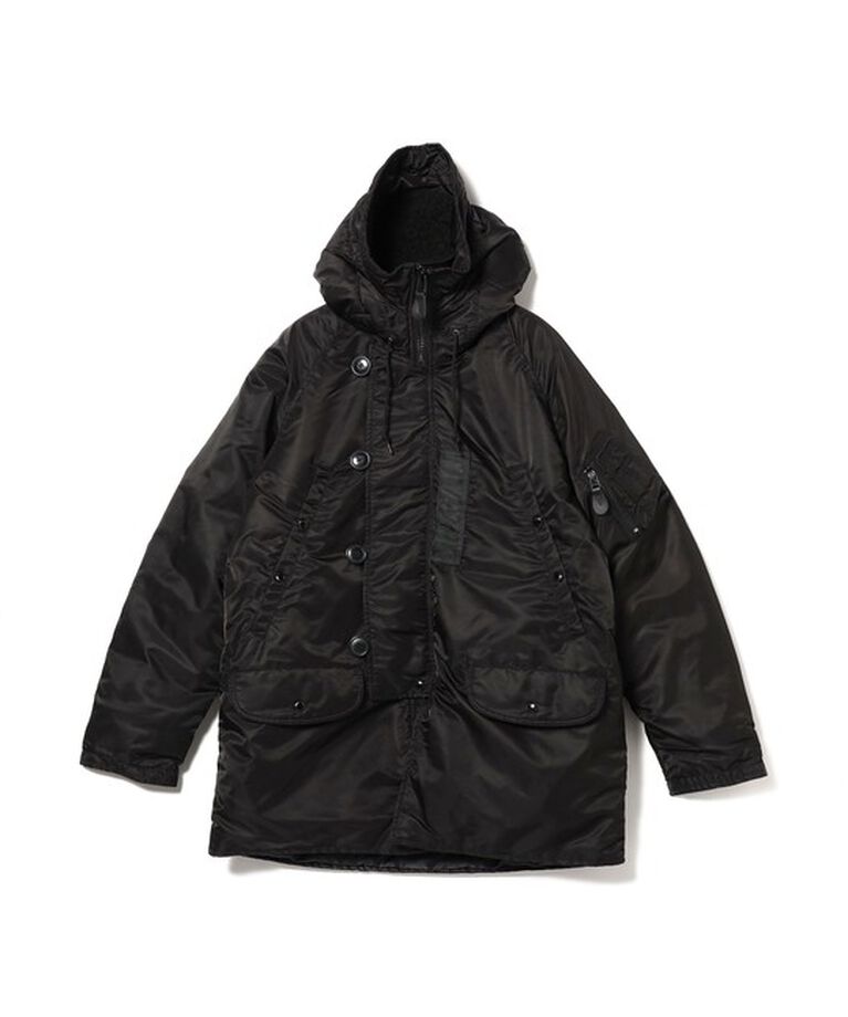BEAMS「BEAMS PLUS / N-3B ダウン ジャケット」|ブルゾン・スタジャン|