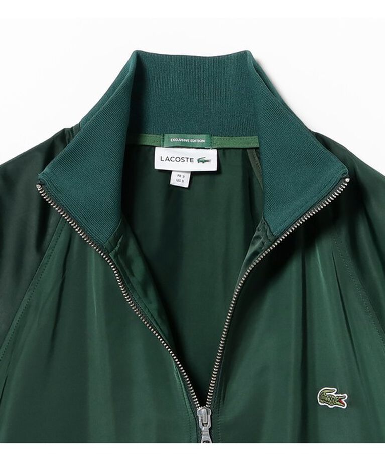 BEAMS「【別注】LACOSTE / サテンジャケット」|ブルゾン・スタジャン|