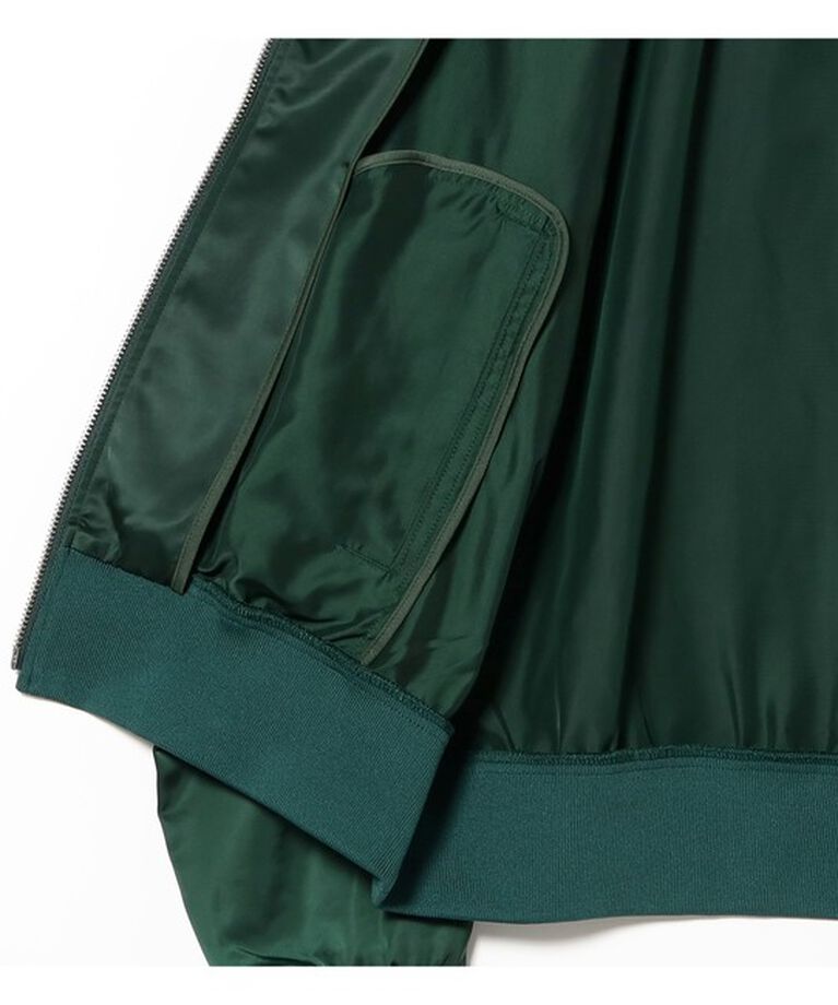 BEAMS「【別注】LACOSTE / サテンジャケット」|ブルゾン・スタジャン|