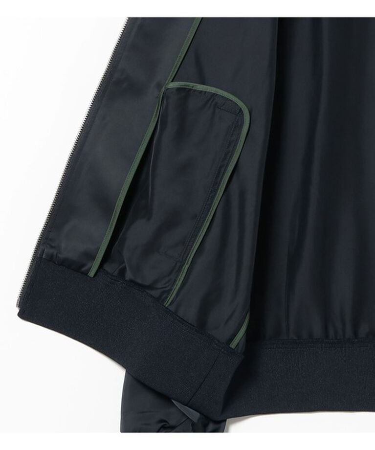 BEAMS「【別注】LACOSTE / サテンジャケット」|ブルゾン・スタジャン|