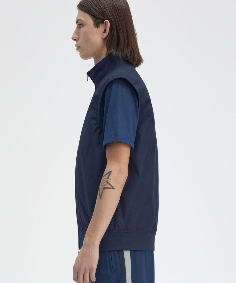 FRED PERRY 「The Brentham Gilet」|ベスト・ジレ|