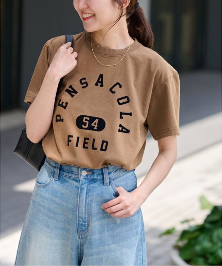 JOURNAL STANDARD relume「別注【GULFCOAST SPORTSWEAR】ロゴTシャツ」|Tシャツ・カットソー|ブラウン