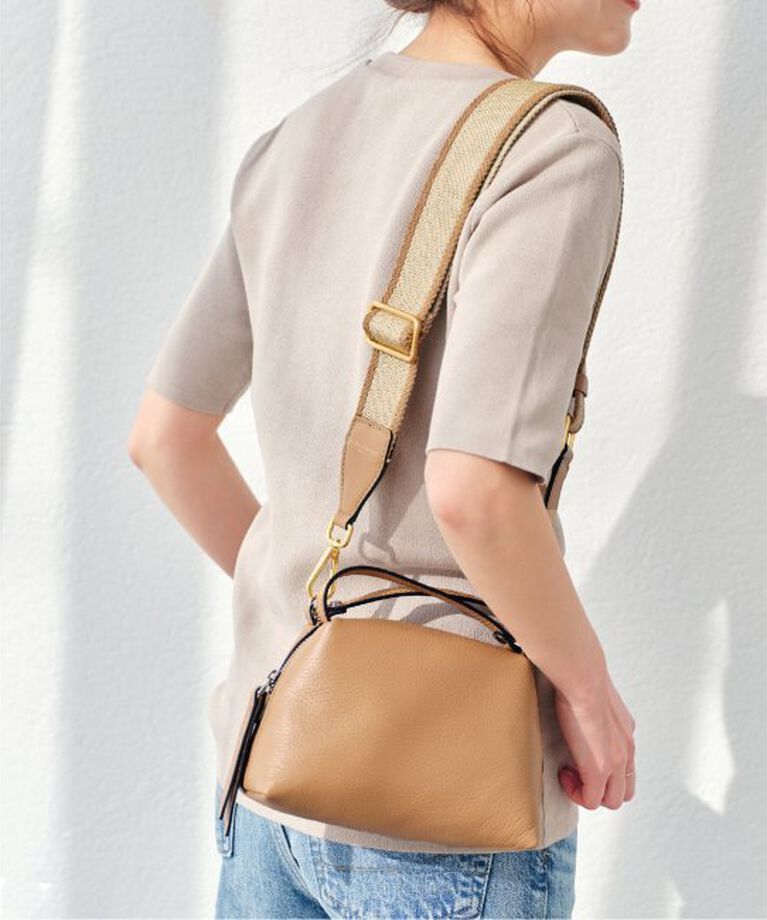 Spick and Span「【GIANNI CHIARINI / ジャン二キャリー二】ALIFA」|ショルダー・メッセンジャー|ベージュ