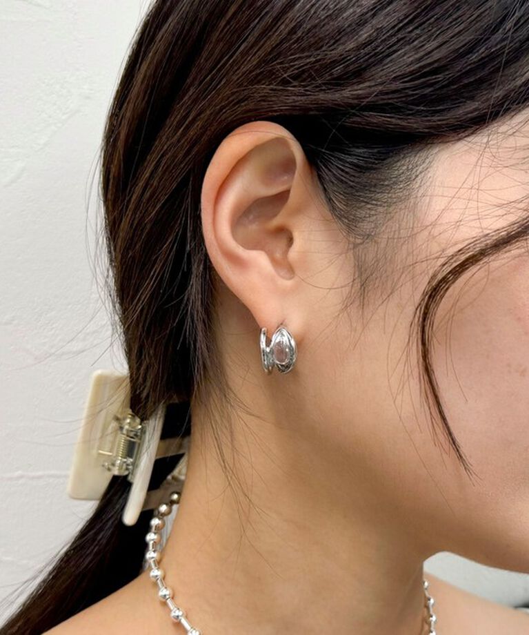 fredy emue「しずくストーンCカールピアス」|ピアス|