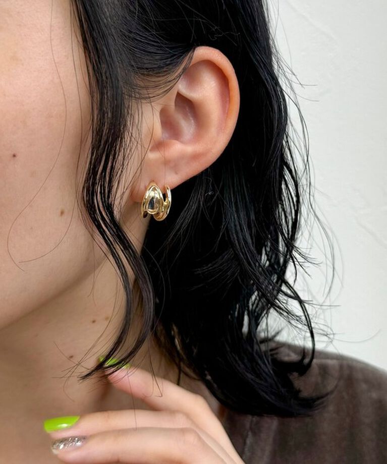 fredy emue「しずくストーンCカールピアス」|ピアス|