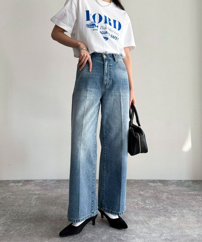 fredy emue「FRセンタープレスセミワイドデニムパンツ」|デニム|サックスブルー