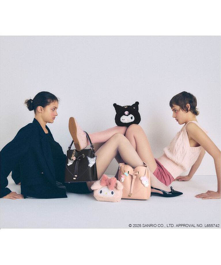 VIS「【マイメロディ&クロミ】 VIS別注モデルハートカットバッグ＆チャームSET」|ハンドバッグ|