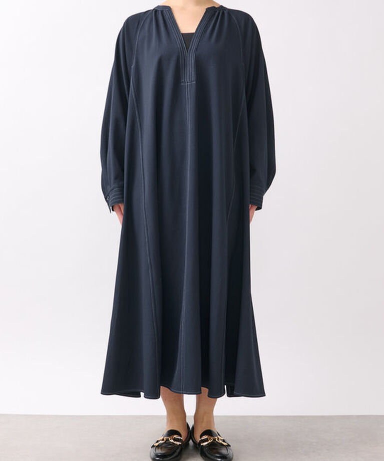  「《大人気アイテムが春仕様で登場！》配色ステッチ深Vロングワンピース」|その他|