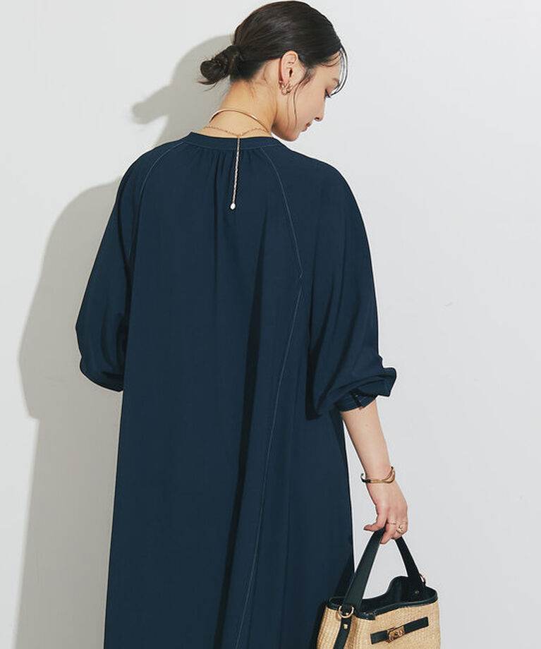  「《大人気アイテムが春仕様で登場！》配色ステッチ深Vロングワンピース」|その他|