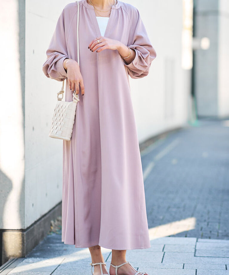  「《大人気アイテムが春仕様で登場！》配色ステッチ深Vロングワンピース」|その他|