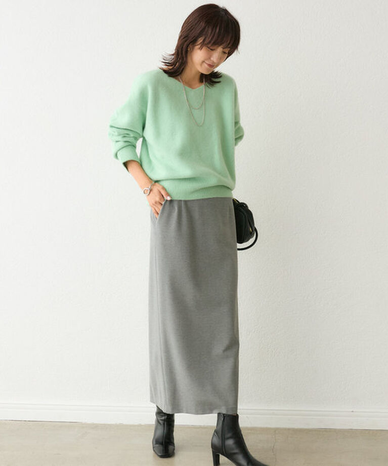  「【やわらかな着心地】ヘアリーラグランVネックニット」|ニット・セーター|