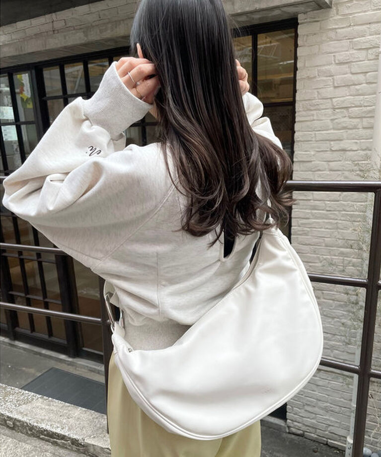  「【再入荷！】loti ワンショルダークロワッサンBAG」|トートバッグ|