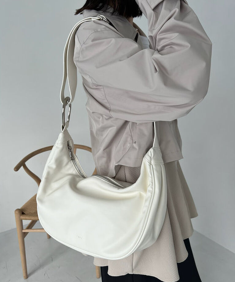  「【再入荷！】loti ワンショルダークロワッサンBAG」|トートバッグ|