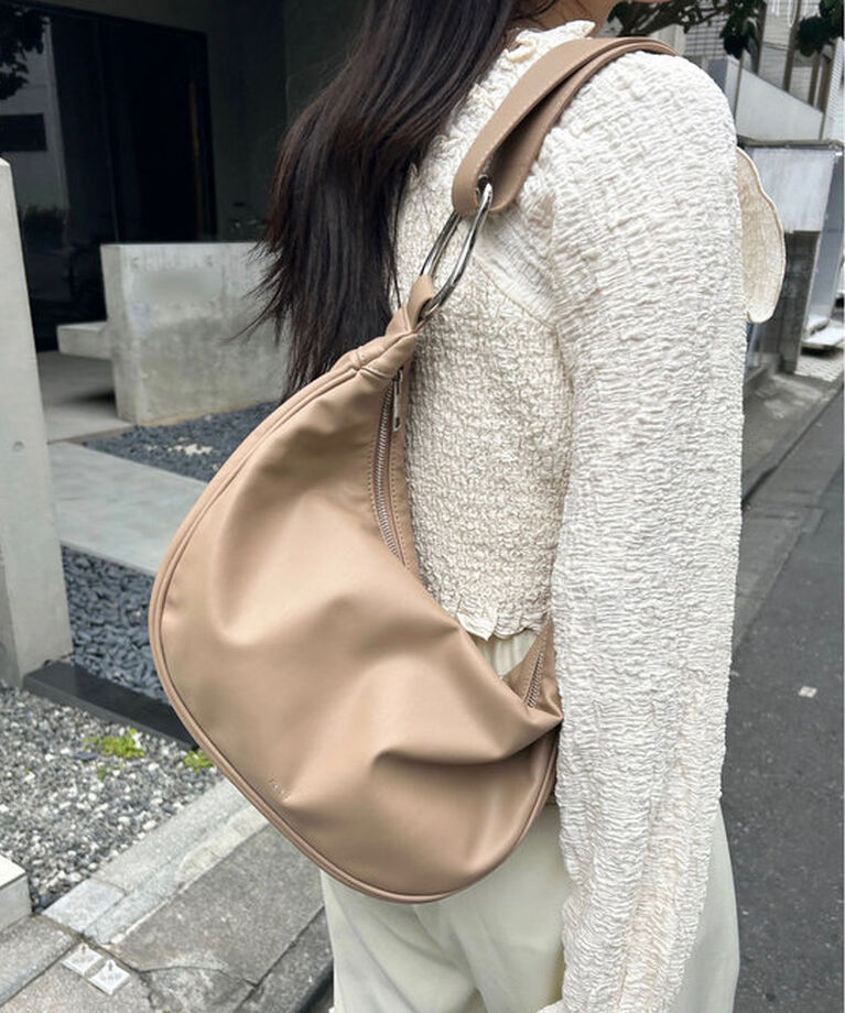  「【再入荷！】loti ワンショルダークロワッサンBAG」|トートバッグ|