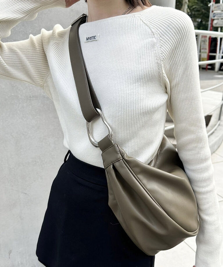 「【再入荷！】loti ワンショルダークロワッサンBAG」|トートバッグ|