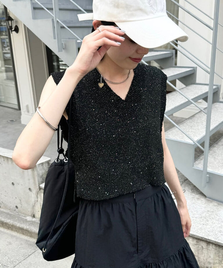  「【EC限定カラーあり/BRN・BLK2】スパンコールニットベスト」|ニット・セーター|