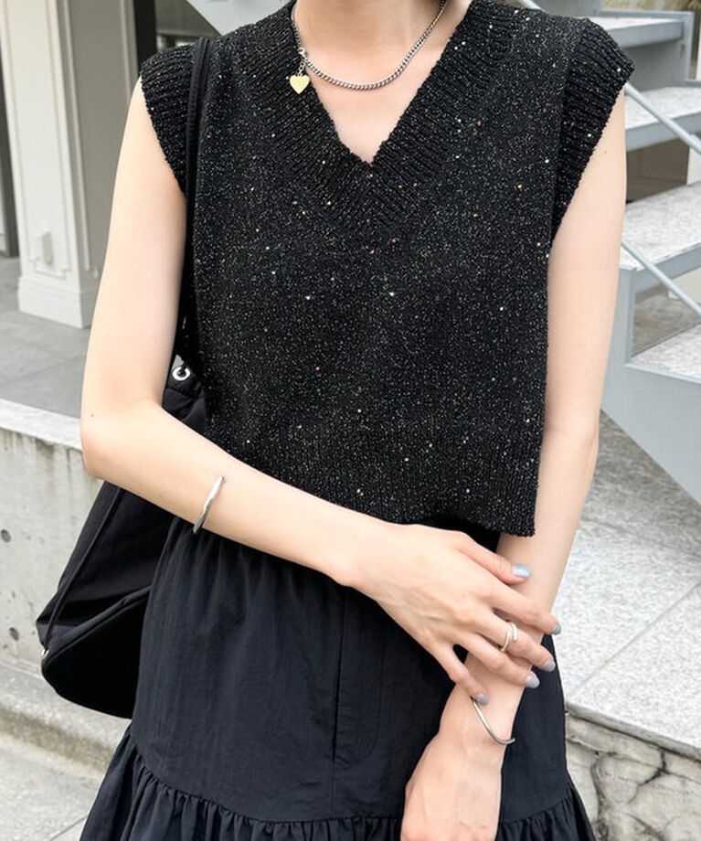  「【EC限定カラーあり/BRN・BLK2】スパンコールニットベスト」|ニット・セーター|