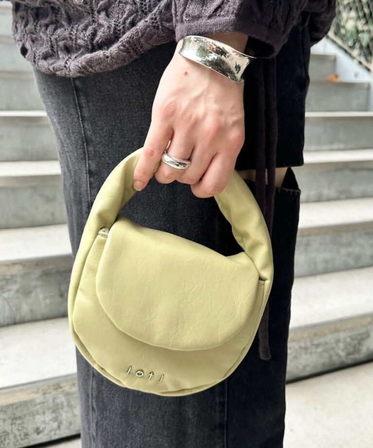  「【5色展開】loti サークルフラップショルダー」|トートバッグ|
