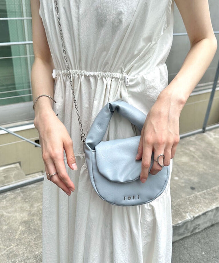  「【5色展開】loti サークルフラップショルダー」|トートバッグ|ブルー