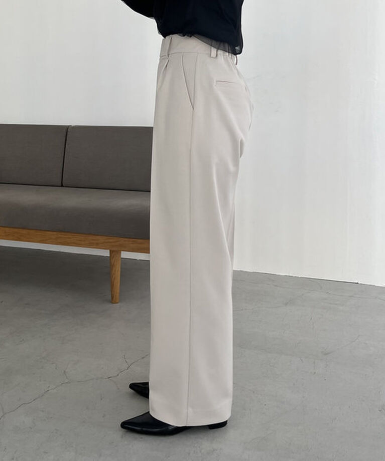  「【低身長・高身長サイズあり】タックストレートパンツ」|チノ|