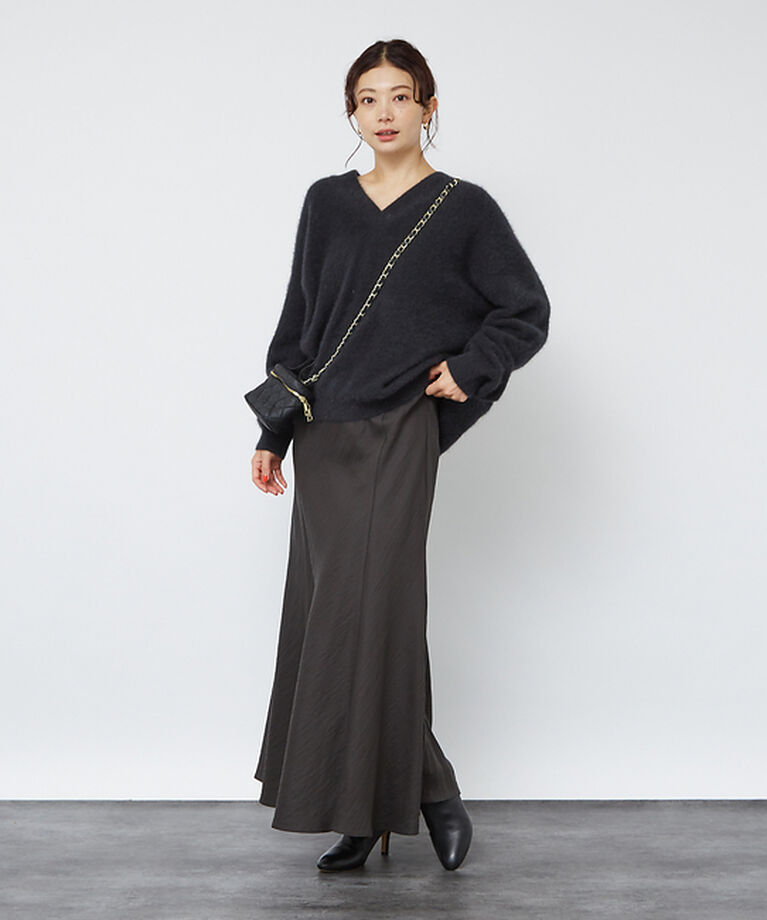 Rouge vif「フォックスウールVネックラウンドヘムニットプルオーバー」|ニット・セーター|