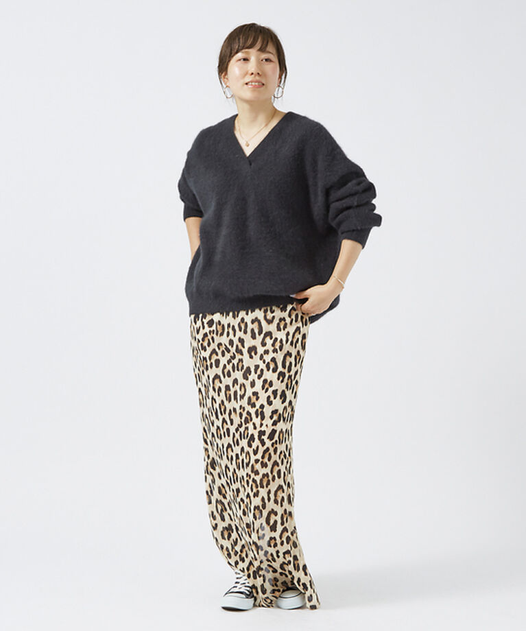 Rouge vif「フォックスウールVネックラウンドヘムニットプルオーバー」|ニット・セーター|