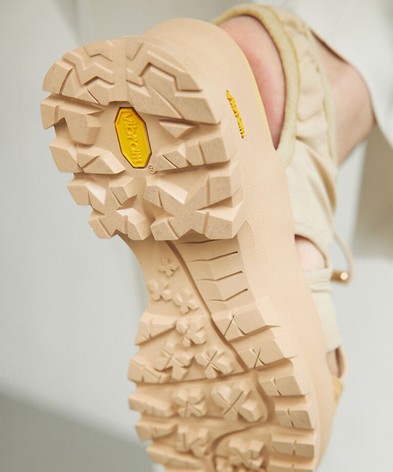 AU BANNISTER「【40周年】【Vibram/ヴィブラムソール】スポーツサンダル」|サンダル|