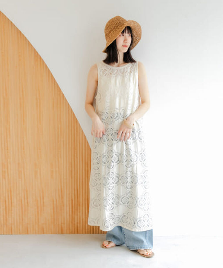 URBAN RESEARCH DOORS「【予約】DOORS サークルレース2WAYワンピース」|ワンピース|NATURAL