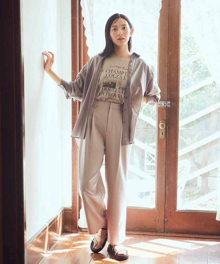 earth music&ecology「PhotoスリットT　25SS 接触冷感 洗濯機洗い可 夏」|Tシャツ・カットソー|