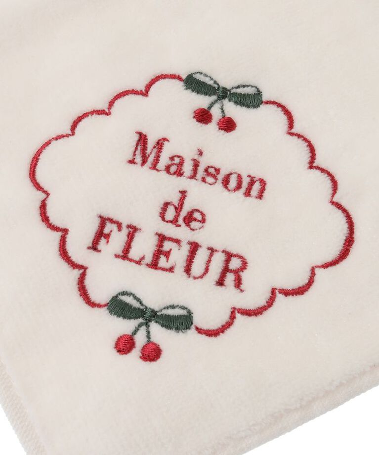 Maison de FLEUR「チェリー刺繍タオルハンカチ」|ハンカチ|