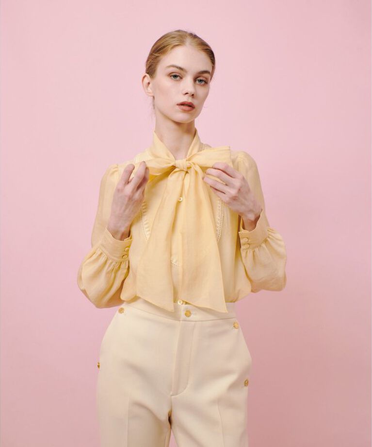 LOULOU WILLOUGHBY「【LOULOU WILLOUGHBY】シルキーシボリボンブラウス」|シャツ・ブラウス|
