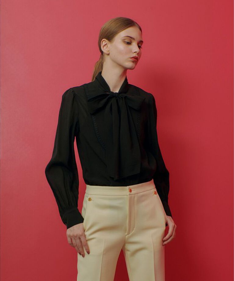 LOULOU WILLOUGHBY「【LOULOU WILLOUGHBY】シルキーシボリボンブラウス」|シャツ・ブラウス|
