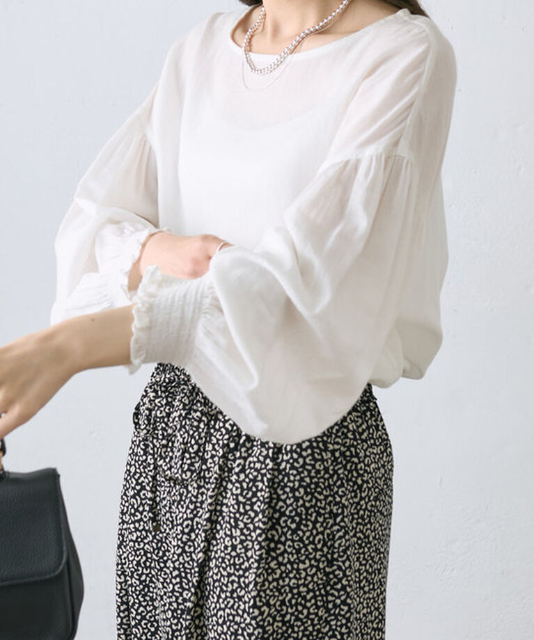  「【WEB限定】コットンガーゼ袖シャーリングプルオーバー」|シャツ・ブラウス|