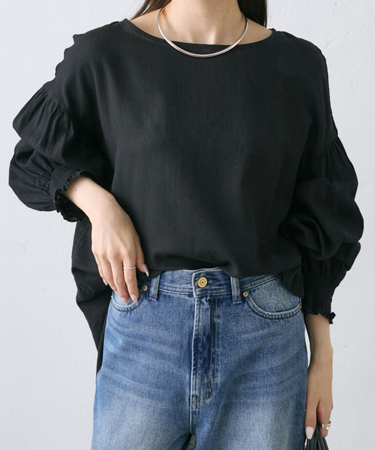  「【WEB限定】コットンガーゼ袖シャーリングプルオーバー」|シャツ・ブラウス|