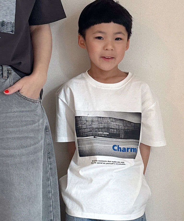  「【＠remi_usus企画 / KIDS】CharmフォトプリントTシャツ」|プルオーバー|