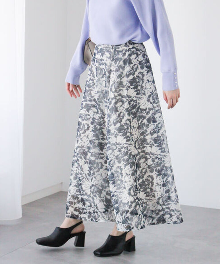 Te chichi TERRASSE「メッシュフラワーフレアスカート《2025spring catalog item》」|スカート|ネイビー