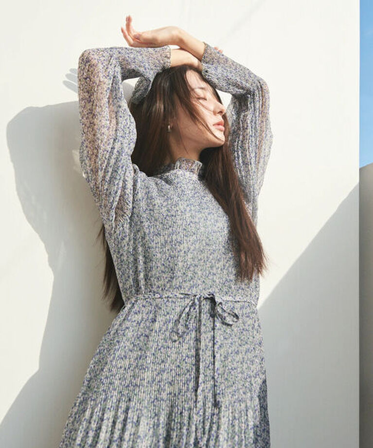 Te chichi「【宮本茉由着用】小花柄プリーツワンピース」|ワンピース|