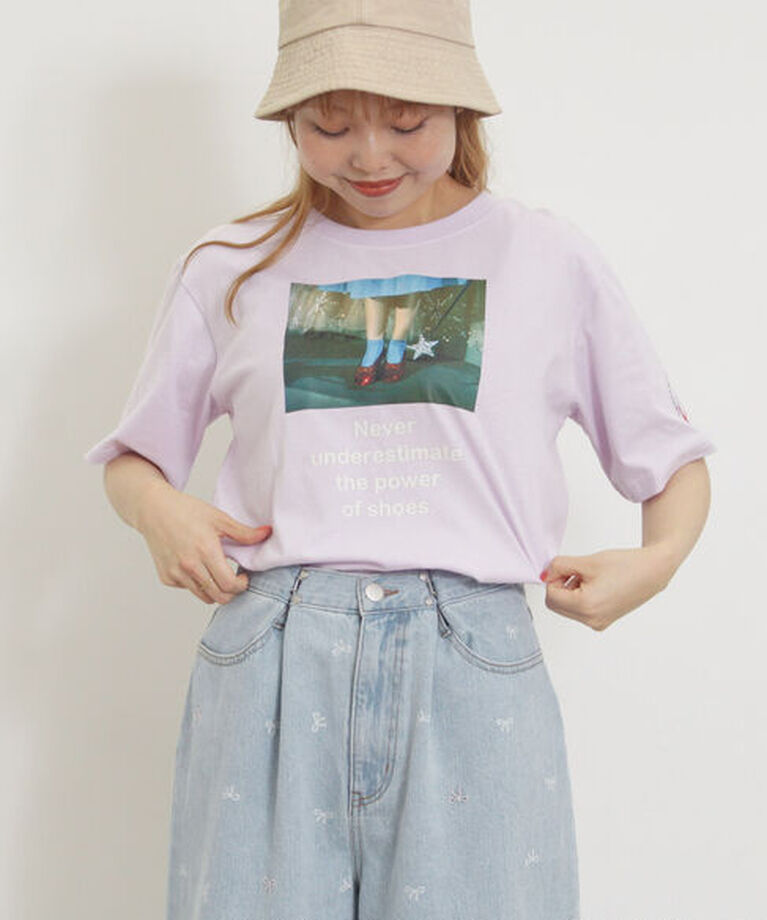 Samansa Mos2「【オズの魔法使/赤い靴】プリントTシャツ」|Tシャツ・カットソー|
