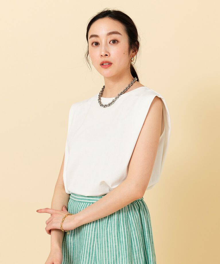 UNTITLED「【コットン100/ゆったり】タックショルダー カットソー」|Tシャツ・カットソー|ﾎﾜｲﾄ(001)
